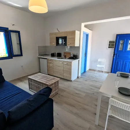 Marina Pedi Resorts * سيمي